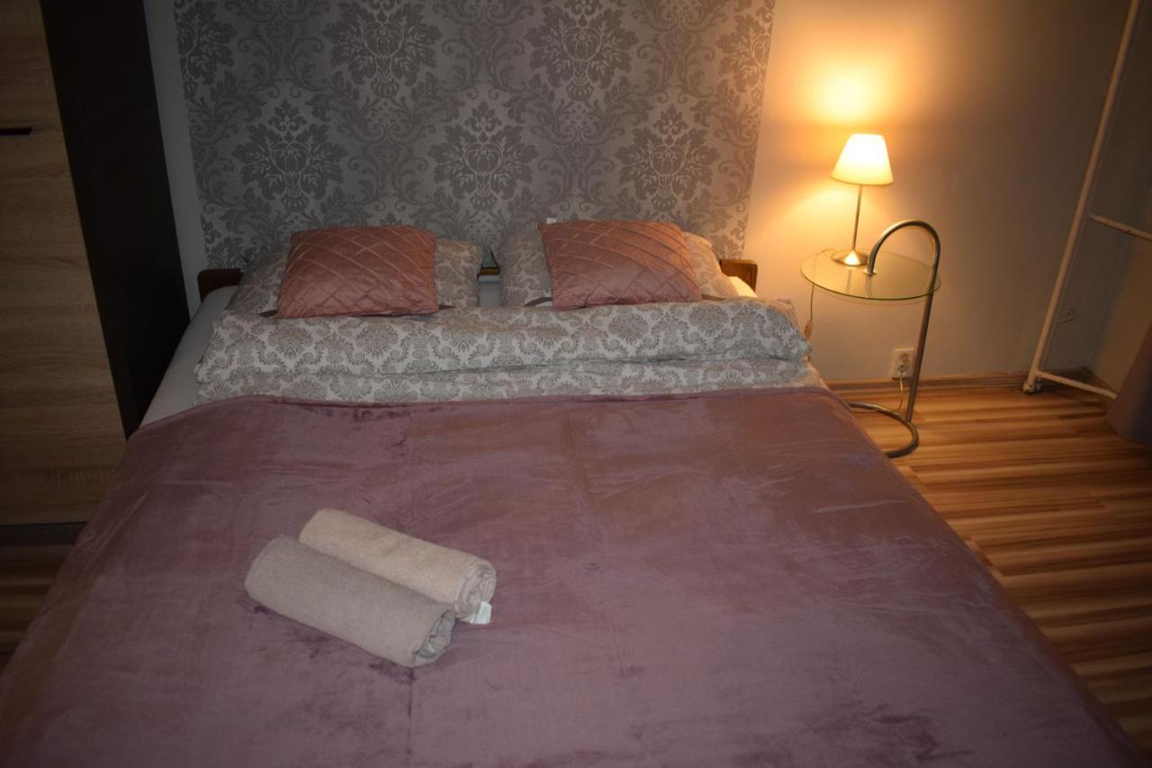 Apartament M-5 - 74M2 Częstochowa Buitenkant foto